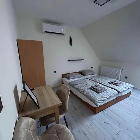 Accommodatie bij particulieren Ildimi Sylver Pearl Siófok