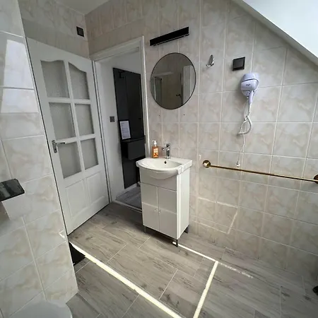 Accommodatie bij particulieren Ildimi Sylver Pearl *